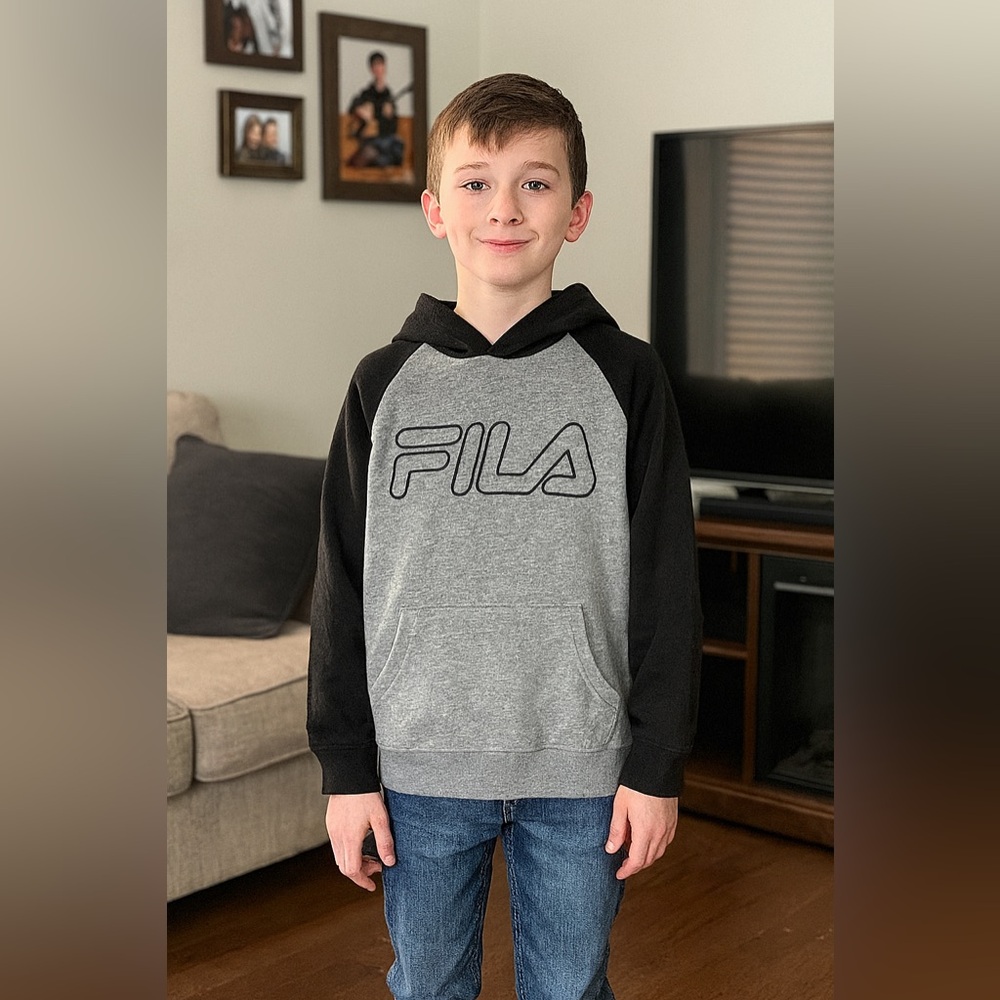 ☀️50% OFF☀️ Fila Hoodie